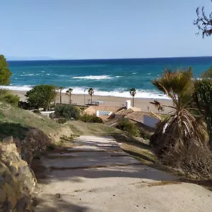https://apartamento-plaza-andalucia.es-andalucia.com
